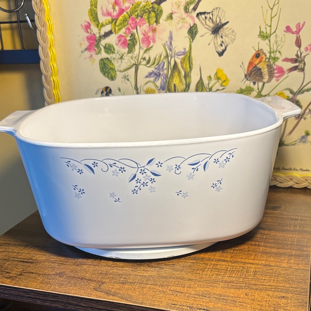 Very Rare Corningware 5 litre “blue corn flower”